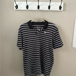 Nike Men's Black and White Striped Polo Shirt